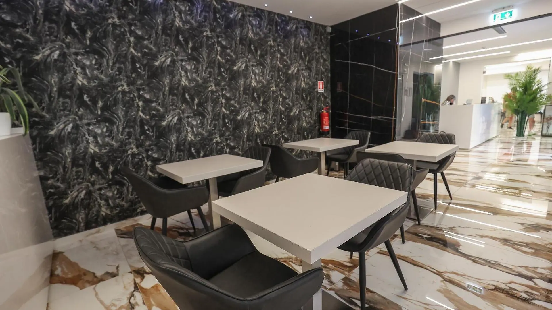 Hotel Cenisio Rimini 3*,